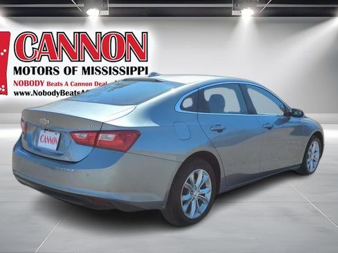 Used 2024 Chevrolet Malibu LT FWD image 5