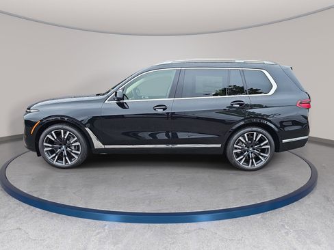 New 2027 BMW X7 xDrive40i w/ Executive Package AWD/4WD image 8