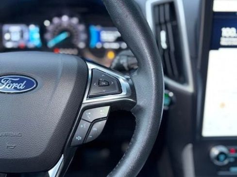 Certified 2023 Ford Edge SEL image 16