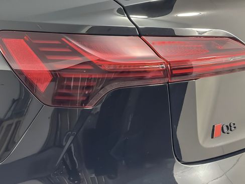 Certified 2024 Audi Q8 e-tron Prestige image 27