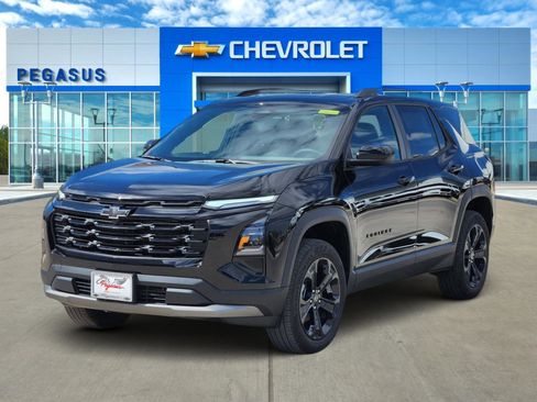 New 2026 Chevrolet Equinox LT w/ Midnight Edition FWD image 2