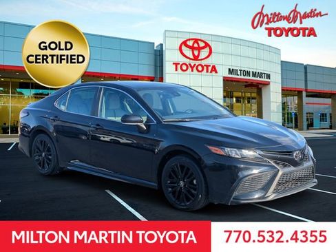 Certified 2024 Toyota Camry SE image 1
