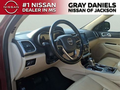 Used 2020 Jeep Grand Cherokee Limited AWD/4WD image 11