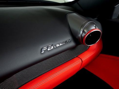 Used 2021 Ferrari F8 Tributo image 48