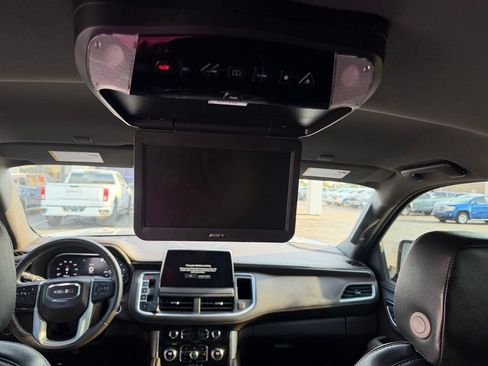 Used 2022 GMC Yukon SLE AWD/4WD image 21