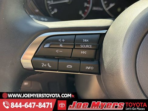 Used 2025 MAZDA CX-30 AWD 2.5 S w/ Preferred Package image 24