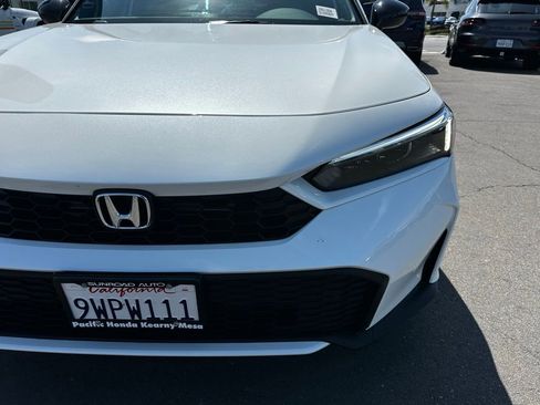 Used 2026 Honda Civic FWD Hybrid Sedan image 5
