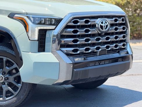 Used 2024 Toyota Tundra Platinum AWD/4WD image 7