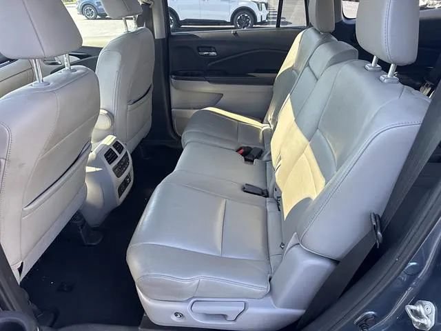 Used 2019 Honda Pilot Touring image 15