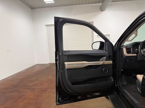Used 2024 Ford Expedition Max Limited AWD/4WD image 57