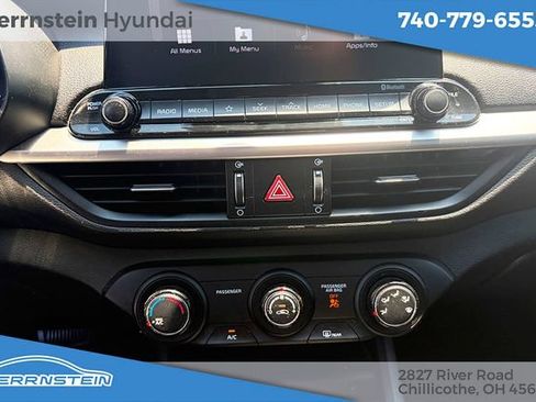 Used 2020 Kia Forte LXS FWD image 15