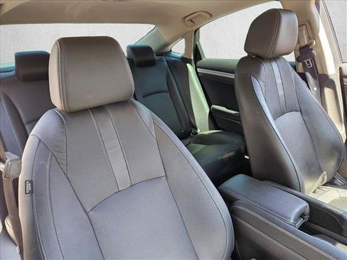 Used 2018 Honda Civic Touring image 13