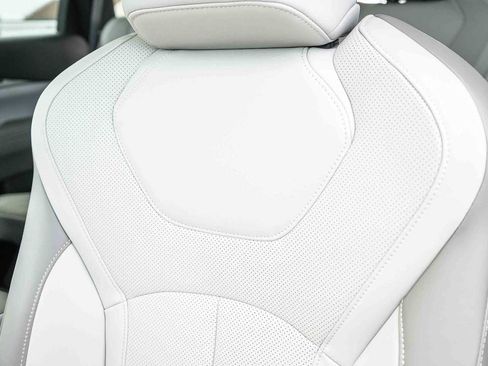 Used 2026 INFINITI QX60 Pure w/ Cargo Package FWD image 27