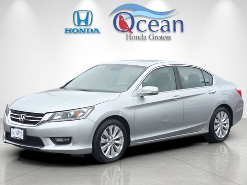Used 2014 Honda Accord EX image 7