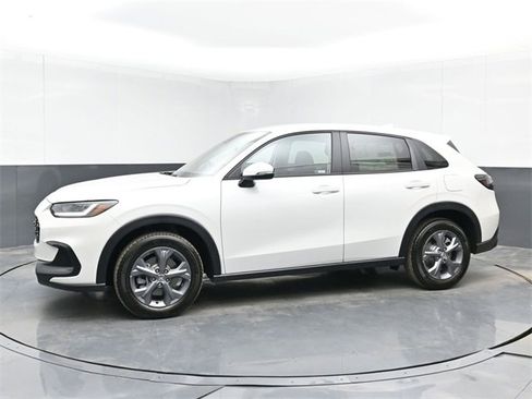 New 2026 Honda HR-V LX image 6