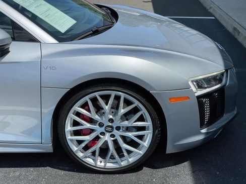 Used 2017 Audi R8 V10 AWD/4WD image 21