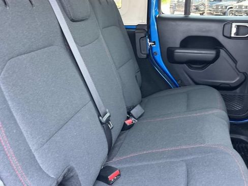 Used 2024 Jeep Wrangler Unlimited Rubicon AWD/4WD image 20