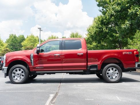 Used 2025 Ford F250 Lariat w/ Lariat Ultimate Package AWD/4WD image 9