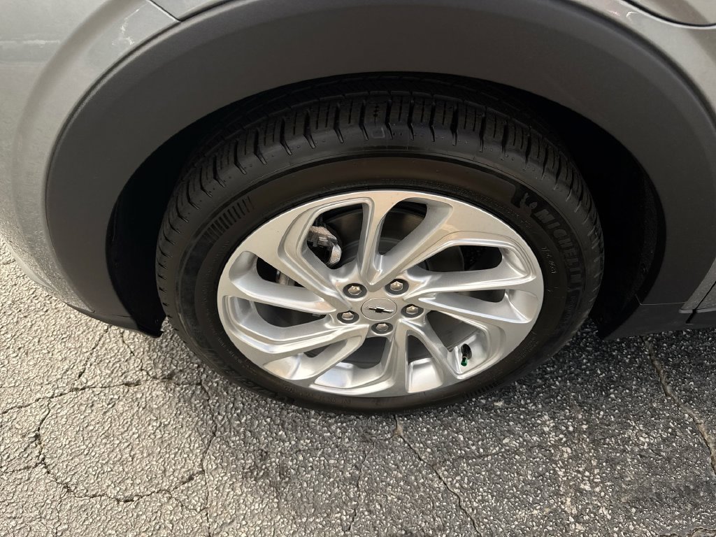 New 2027 Chevrolet Bolt LT FWD image 12