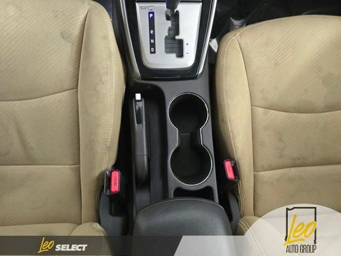 Used 2012 Hyundai Elantra GLS FWD image 14