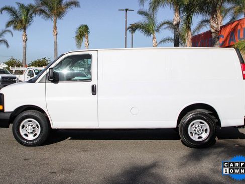 Used 2016 Chevrolet Express 2500 image 5