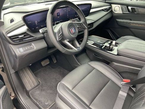 Used 2026 Buick Enclave Avenir w/ Super Cruise Package FWD image 6