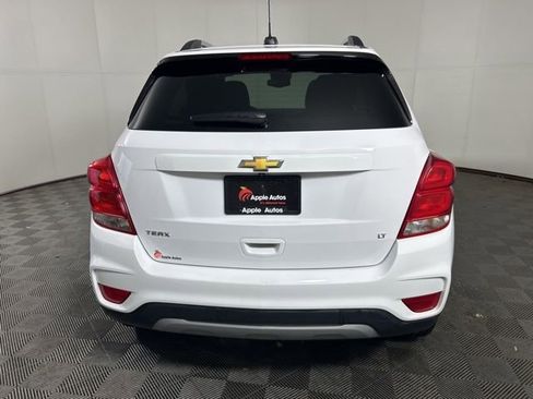 Used 2018 Chevrolet Trax LT w/ LT Convenience Package image 5