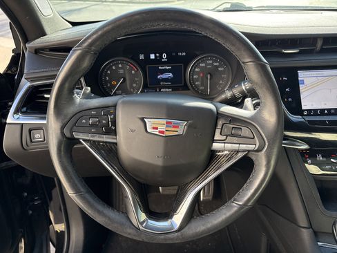 Used 2020 Cadillac XT6 Sport image 18