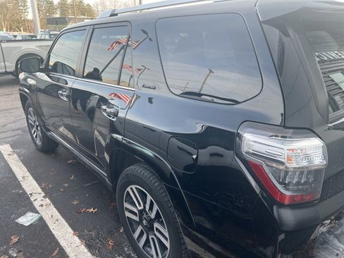 Used 2015 Toyota 4Runner Limited image 6