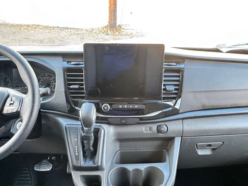 Used 2024 Ford Transit 350 XLT image 21