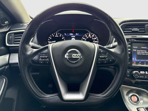 Used 2018 Nissan Maxima 3.5 SL FWD image 19