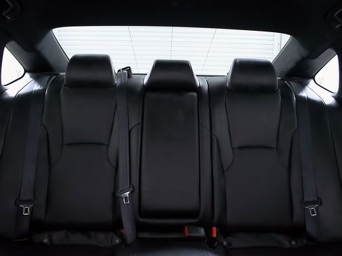 Used 2023 Honda Accord Sport image 15