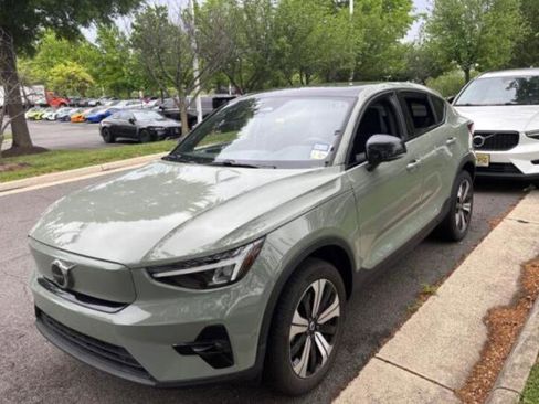 Used 2023 Volvo C40 P8 Recharge Plus AWD/4WD image 2