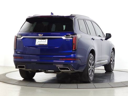 Used 2024 Cadillac XT6 Sport w/ Technology Package AWD/4WD image 14