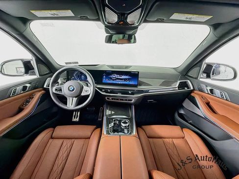 Used 2026 BMW X5 M60i AWD/4WD image 28