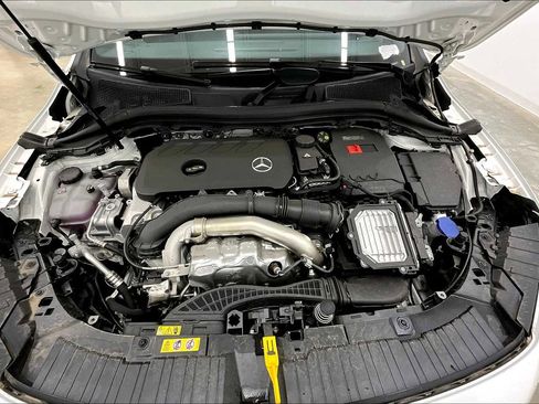 Certified 2025 Mercedes-Benz GLA 250 image 16