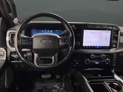 Used 2024 Ford F350 Platinum image 5