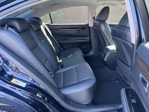 Used 2016 Lexus ES 350 w/ Navigation System Package FWD image 14