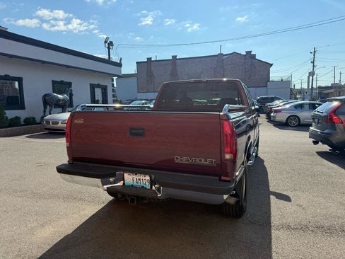 Used 1998 Chevrolet Silverado 1500 4x4 Extended Cab w/ Preferred Equipment Group 2 image 3