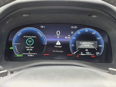 Used 2025 Toyota Camry XSE image 13