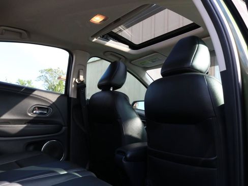 Used 2016 Honda HR-V EX-L image 37