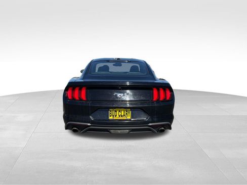 Used 2019 Ford Mustang Coupe RWD image 6