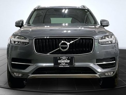 Used 2019 Volvo XC90 T5 Momentum w/ Multimedia Package AWD/4WD image 3