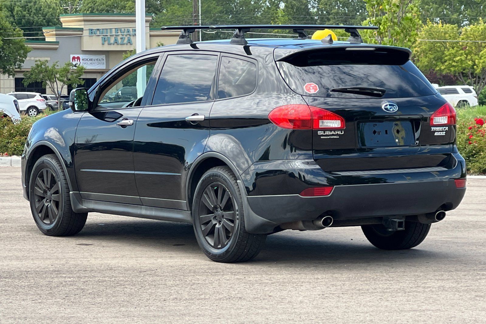 Used 2010 Subaru Tribeca Limited AWD/4WD image 9
