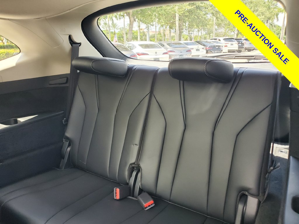 Used 2024 Acura MDX w/ Technology Package FWD image 14