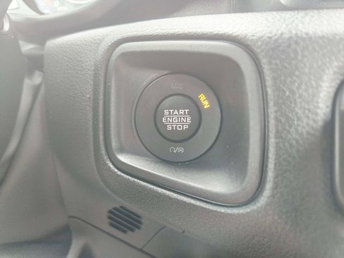 Used 2025 Jeep Wrangler Unlimited Sport AWD/4WD image 36