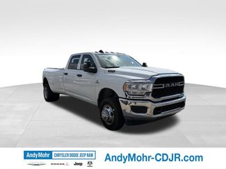 Used 2024 RAM 3500 Tradesman w/ Chrome Appearance Group AWD/4WD 360° Tour