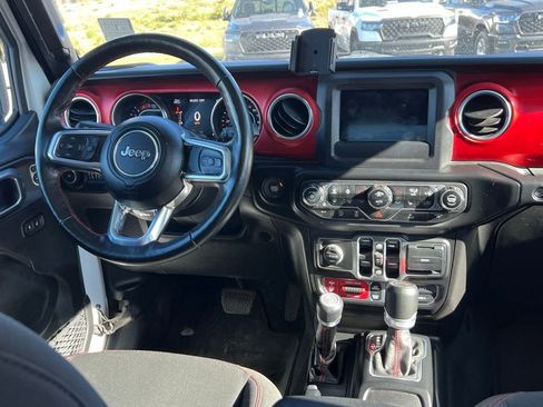 Used 2021 Jeep Wrangler Unlimited Rubicon w/ LED Lighting Group AWD/4WD image 22