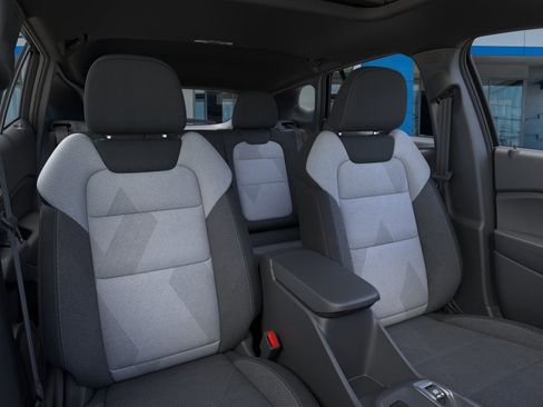 New 2026 Chevrolet Trax RS w/ Sunroof Package FWD image 16