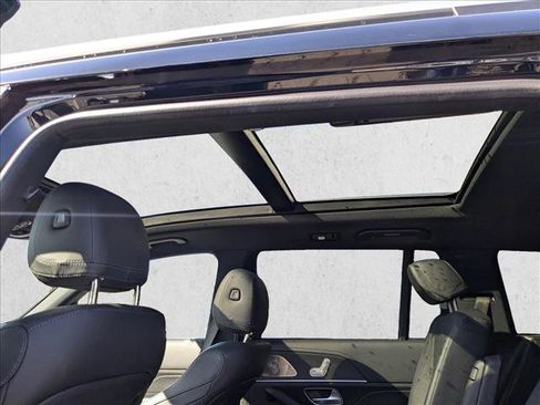 Used 2022 Mercedes-Benz GLS 450 4MATIC image 22